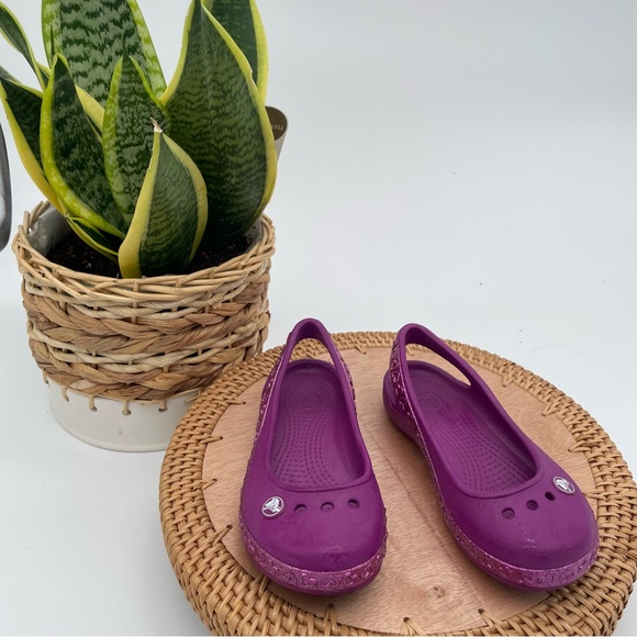 Crocs—Purple Child’s Size 10 - Picture 1 of 10